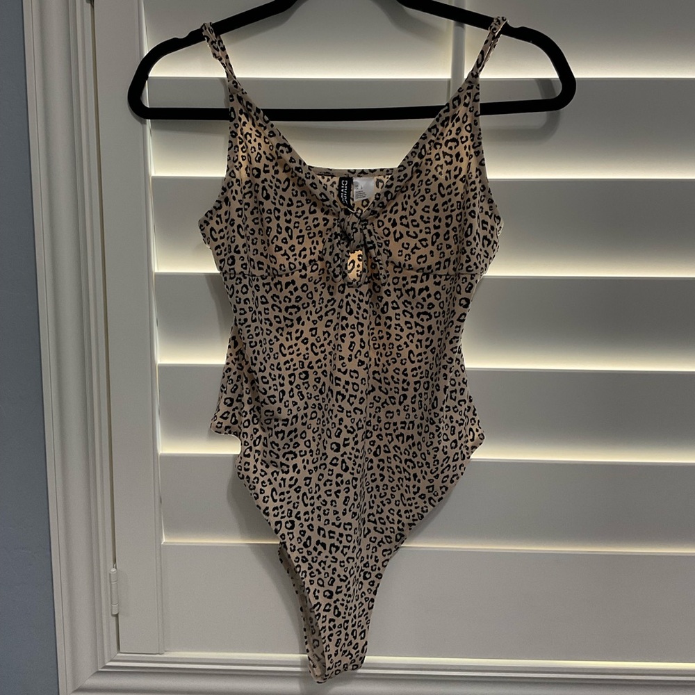 Cheetah print bodysuit!🖤